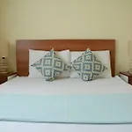Caretta Caretta Hotel 3*