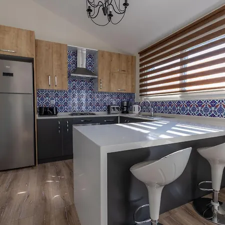 Hotel Caretta Caretta 3*