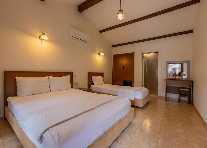Caretta Caretta Hotel 3*